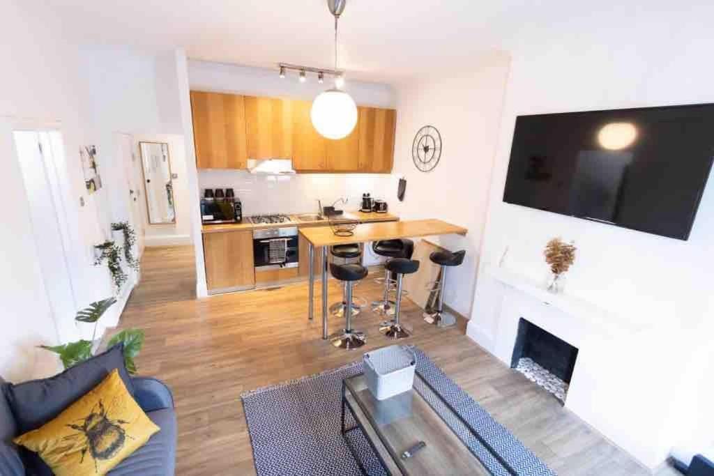 لندن Lovely 2 Bedroom Apartment In Chelsea Sw3 المظهر الخارجي الصورة